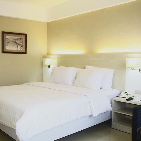 Hotel Sandjaja Palembang Eksteriør billede