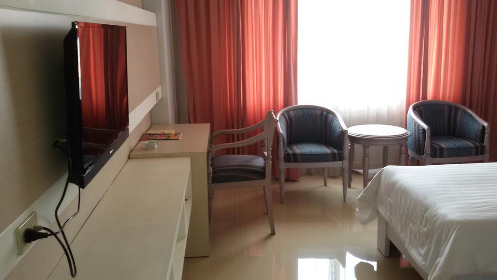 Hotel Sandjaja Palembang Eksteriør billede